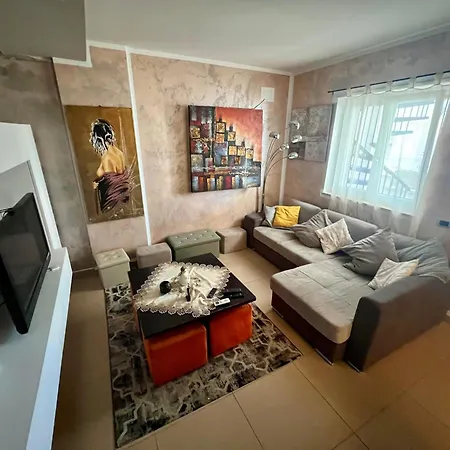 La Casa Di Elena